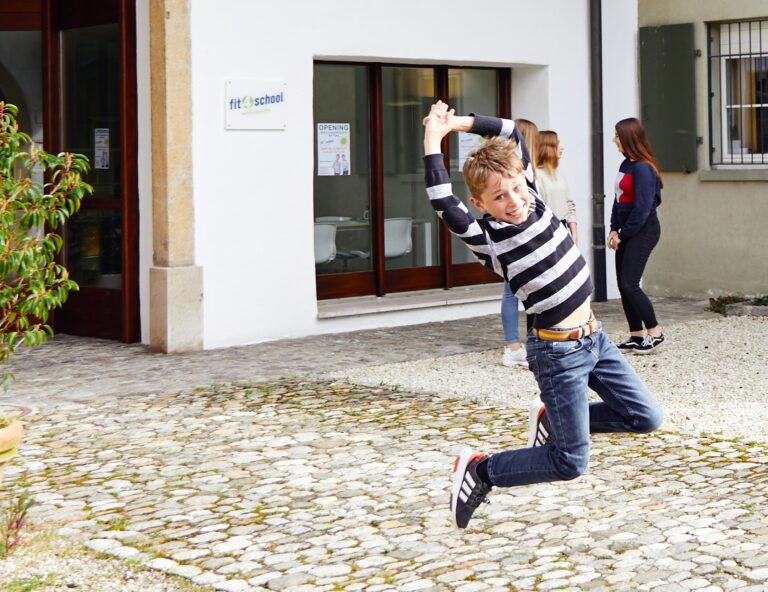 Jetzt ist die Zeit für neue Impulse: Ob Lerncoaching oder Bewegtes Brain Training – jetzt ist der perfekte Moment, den Blickwinkel zu wechseln.